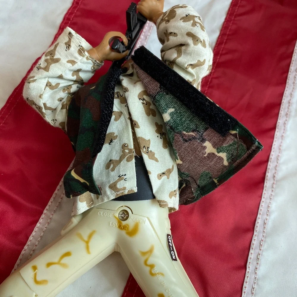 Army Soldier doing the Combat Crawl - Picture 7 of 8